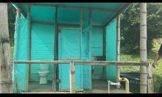 A toilet in a building

AI-generated content may be incorrect.